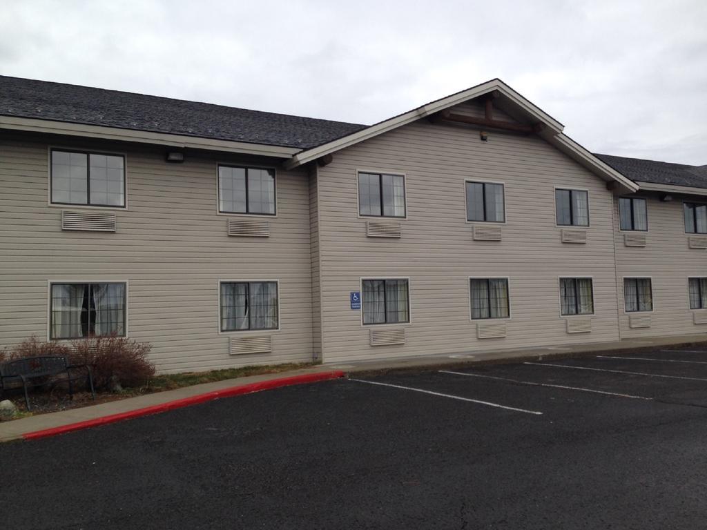 Super 8 By Wyndham Mccall Exterior foto